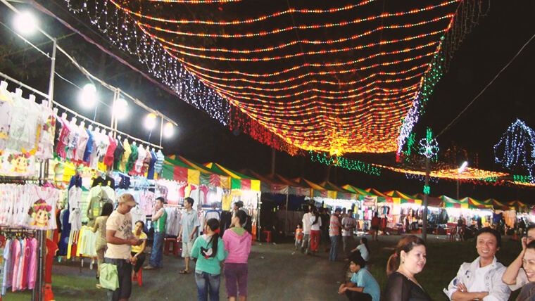 nha trang nightlife at nha trang night market